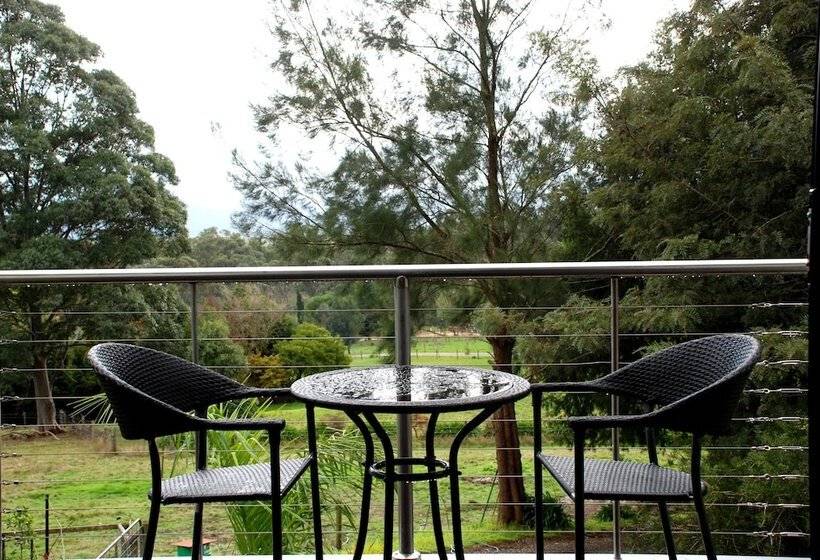 Deville At Healesville