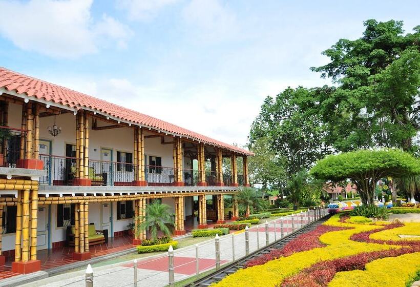 هتل Campestre Las Camelias