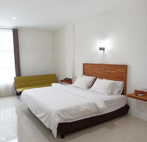 هتل Central Inn Senggigi