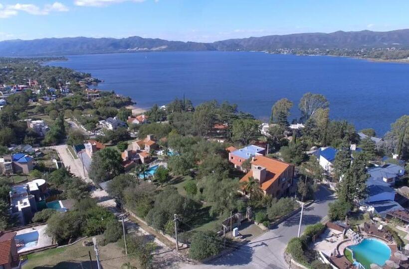 هتل La Colina Del Sol