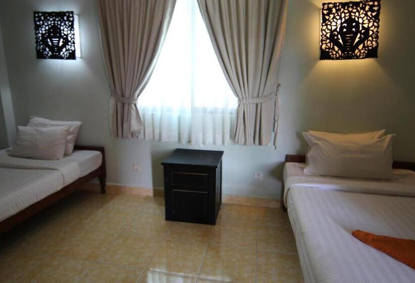 هتل Naga Angkor Hostel
