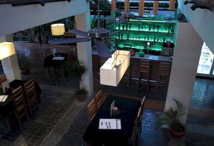 هتل Naga Angkor Hostel