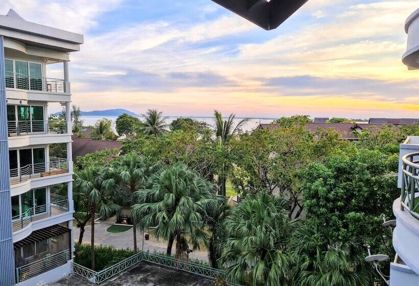 فندق Perdana Serviced Apartment & Resorts