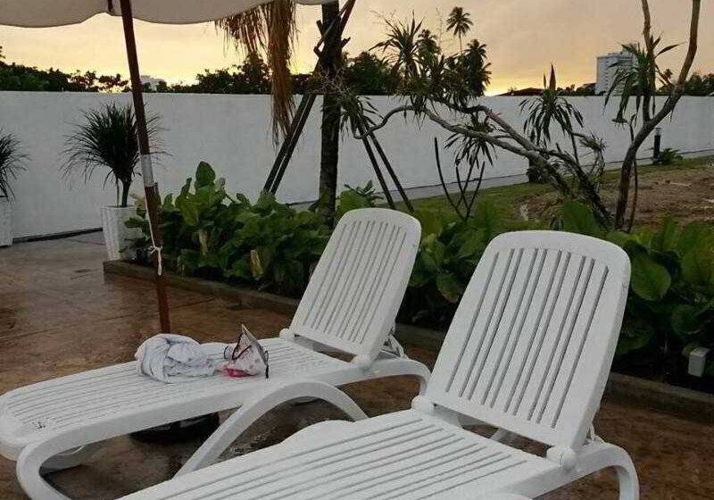 هتل Riverra Inn Langkawi