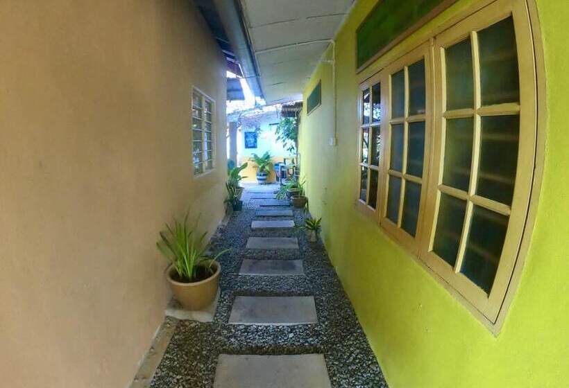 هتل The Cottage Langkawi