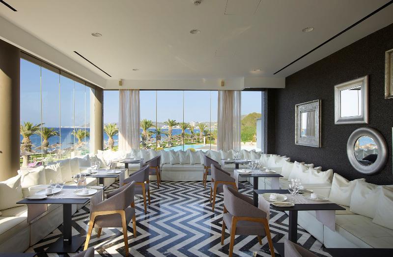 هتل The Ixian Grand & All Suites  Adults Only