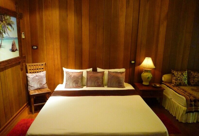 هتل The Mangrove Hideaway Koh Chang