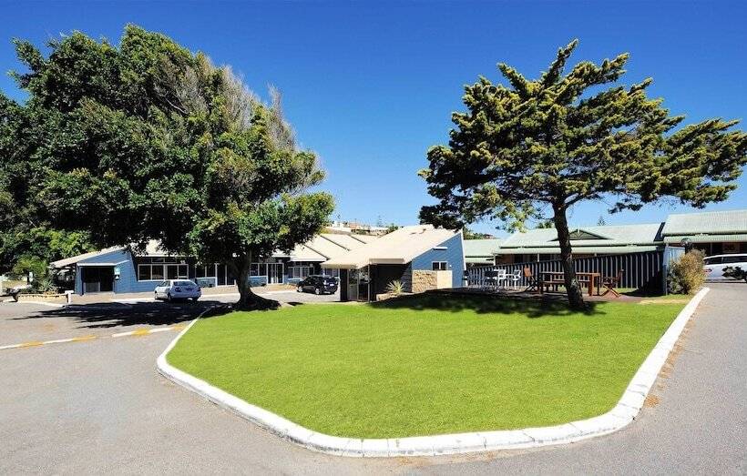 فندق على الطريق Abrolhos Reef Lodge