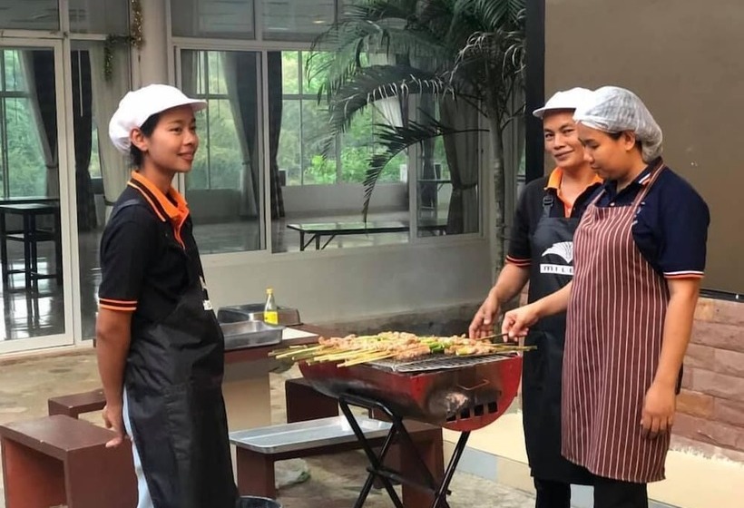 Pechmaneekan Beach Resort