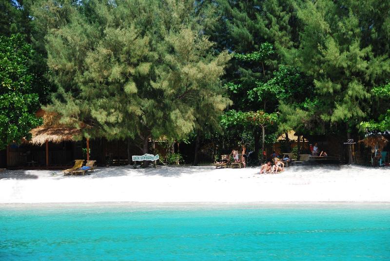 پانسیون Green View Beach Resort