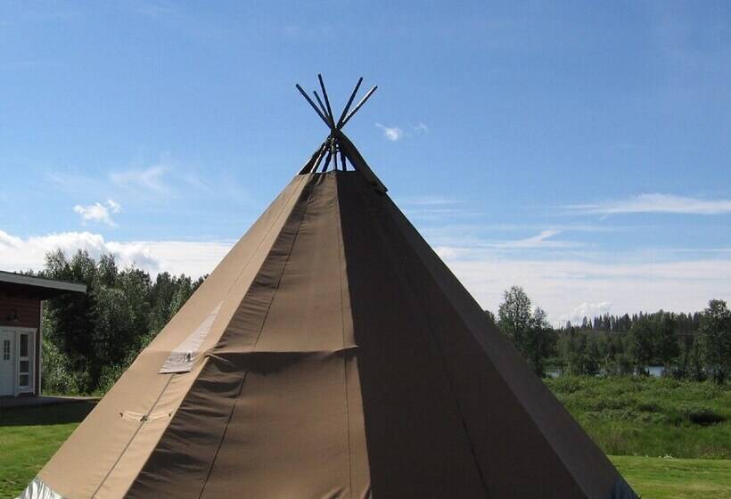 پانسیون Lappeasuando Lodge