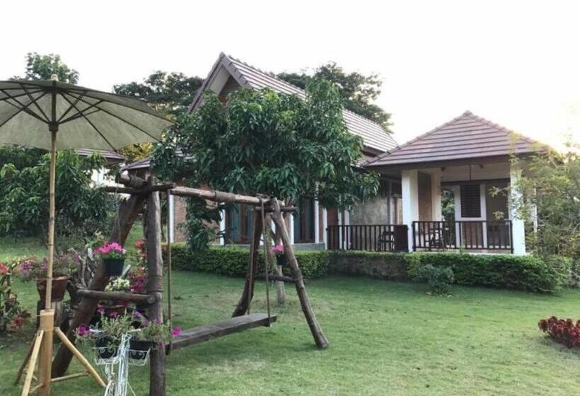 استراحتگاه Papai Country Lodge Sha