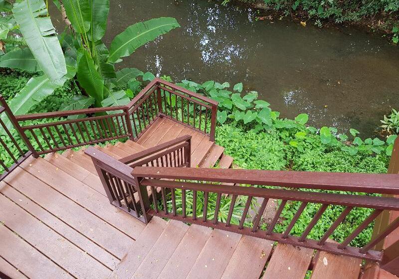 استراحتگاه Papai Country Lodge Sha
