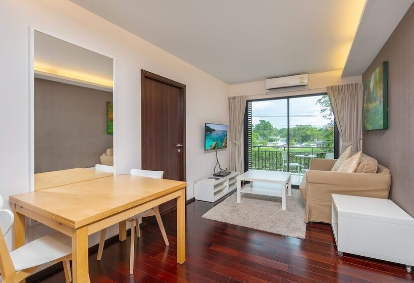 استراحتگاه The Title Condo By Tropic Look