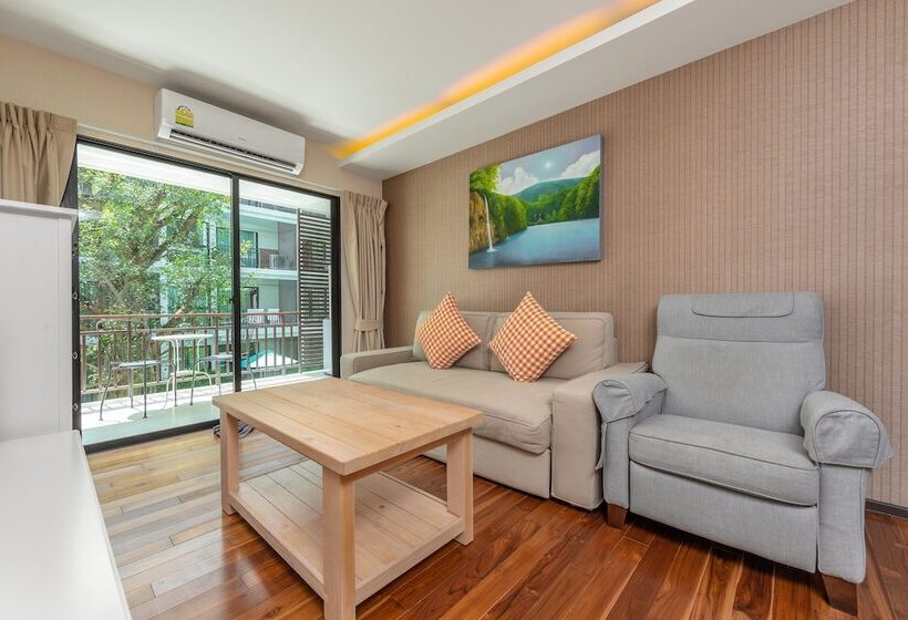 استراحتگاه The Title Condo By Tropic Look
