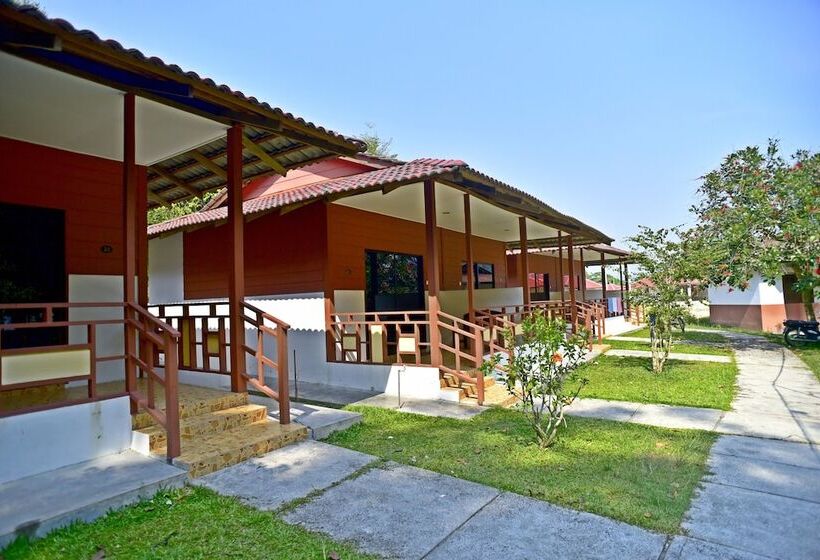 Vikri Beach Resort