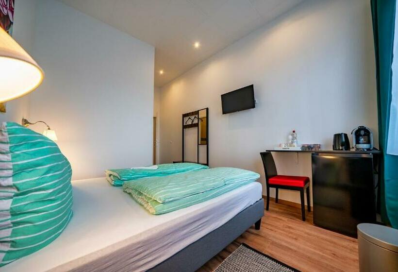 Albergue Löwen Unterkunft Langenhagen