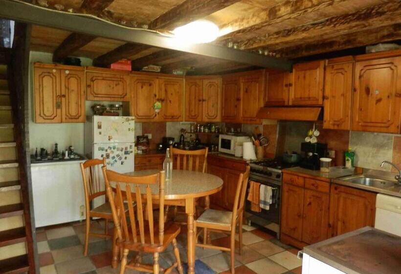 مبيت وإفطار @gatetothewild