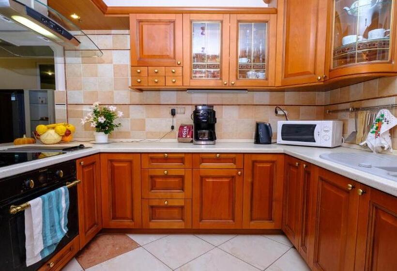 بنسيون Vila24 Levice
