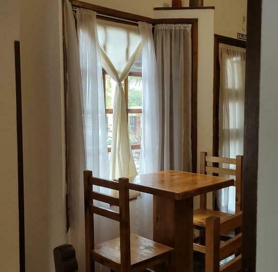 هاستل Las Grullas