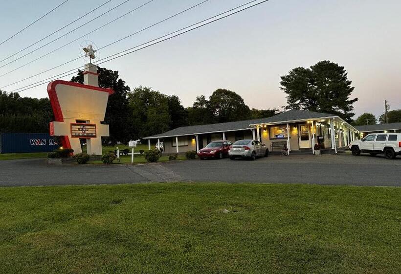 호텔 Bea S Parkway Inn