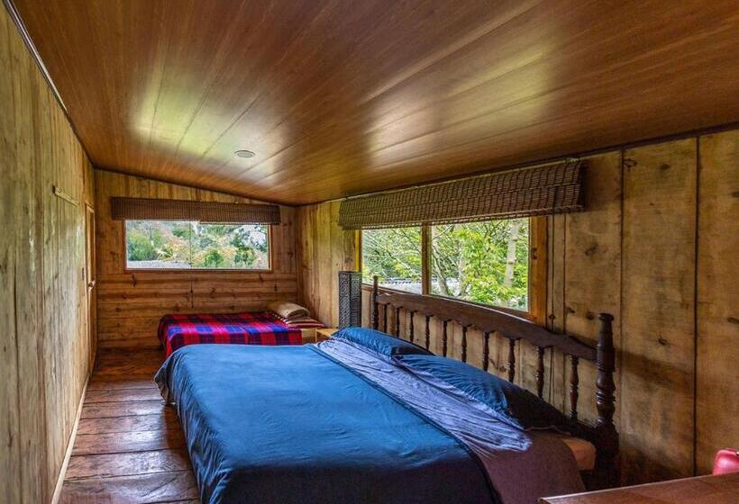 Отель Leguaro Refugio De Colibríes
