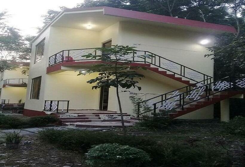 Отель Nalgarh Retreat Jungle Resort By Stayapart