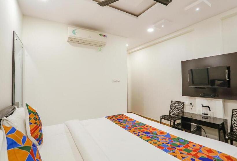 Fabhotel Royal Stay