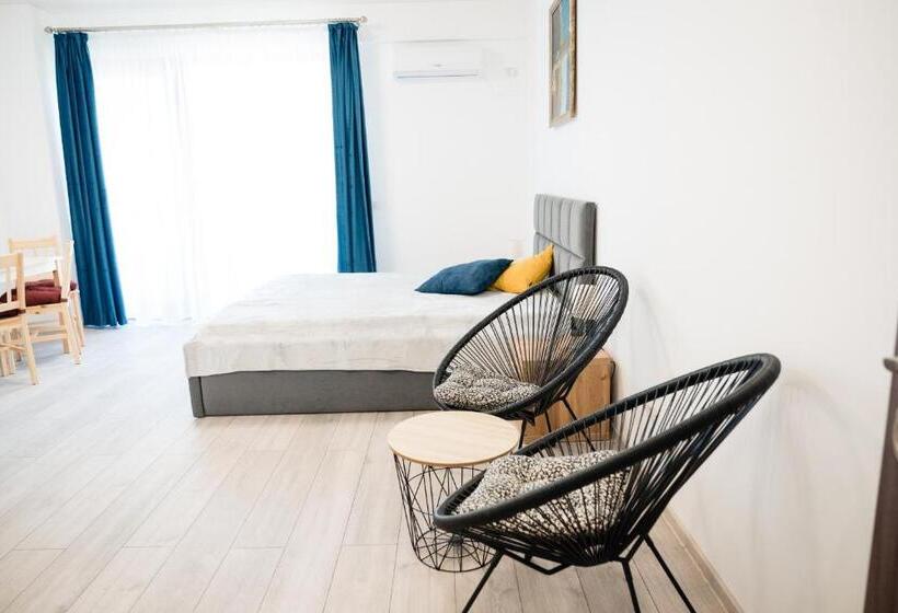 Almar Luxury Residence   Renting Apartments & Free Pool