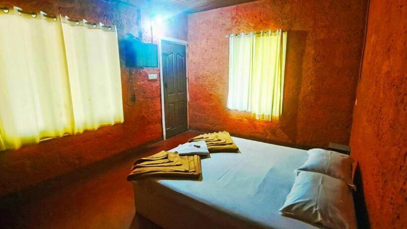酒店 Agastya Lake View Coorg Homestay