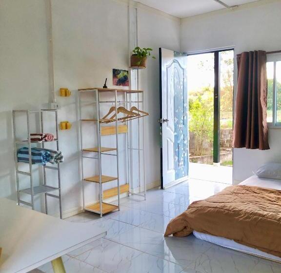 پانسیون Chompunud House589 ชมพูนุชเฮ้าส์589