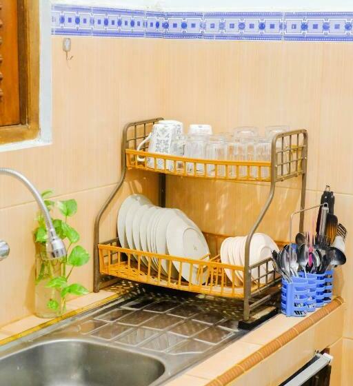 Albergue Room Ijen Dormitory & Tours
