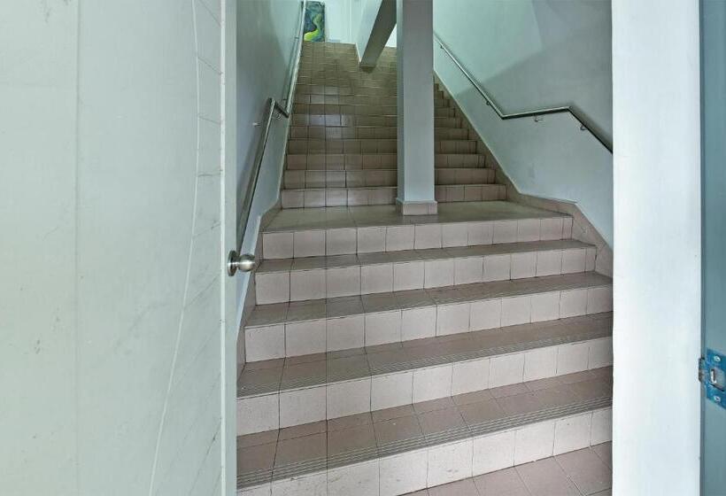 فندق Oyo 90626  Ezzyhome Johor Jaya