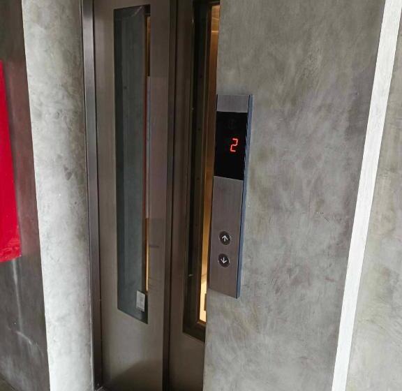 הוסטל Ramos Hello Stay Cebu