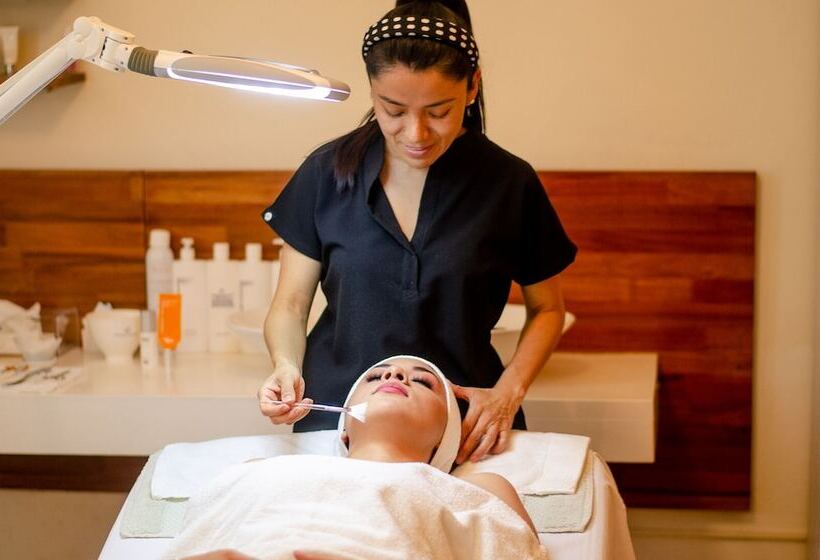 هتل Cozana Guest House