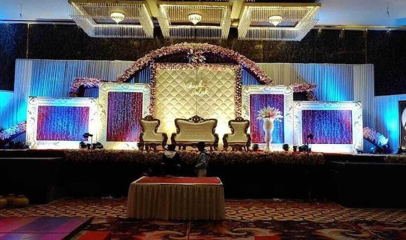 فندق Emperor Paradise