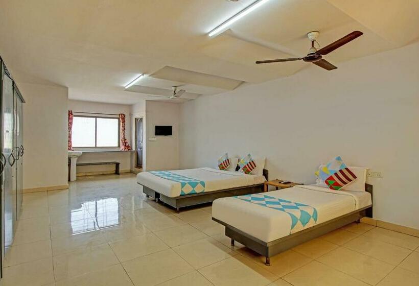 Отель Oyo 81056 Ar Rooms