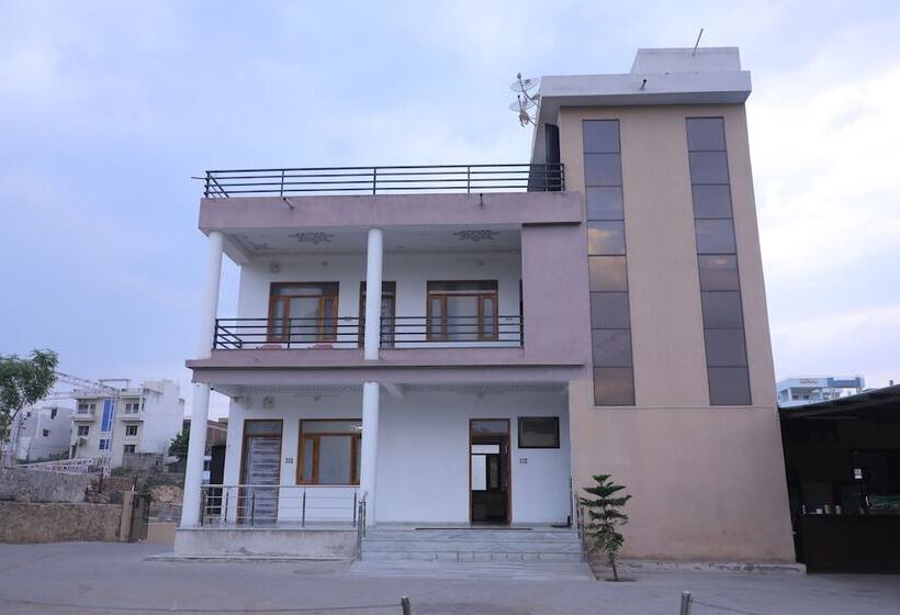 فندق Shiv Ashray Resort