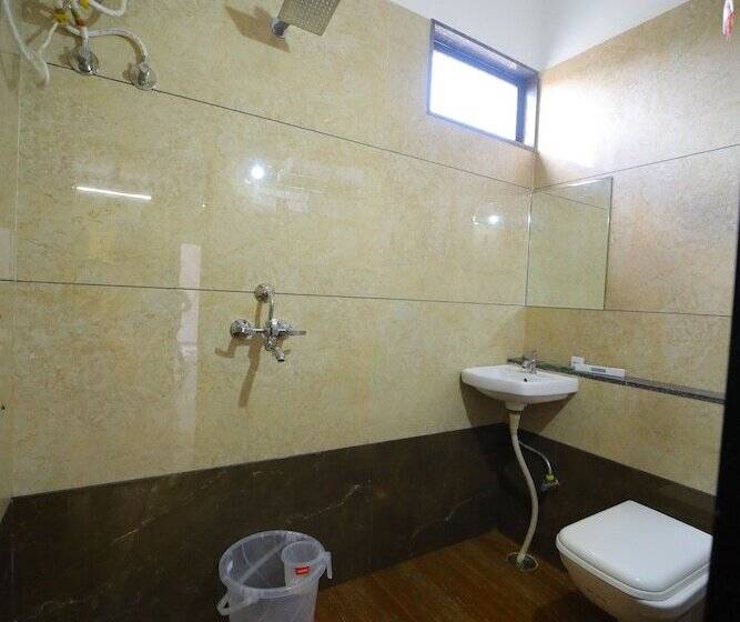 فندق Shiv Ashray Resort