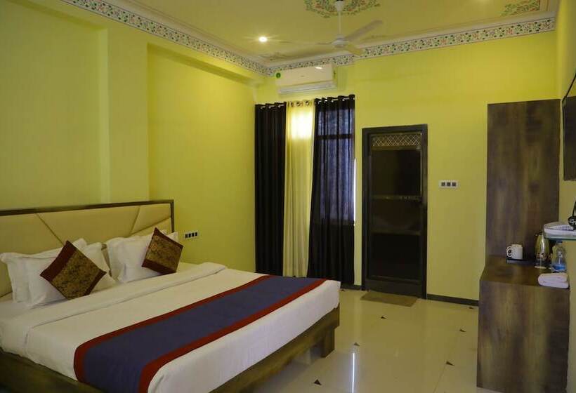فندق Shiv Ashray Resort