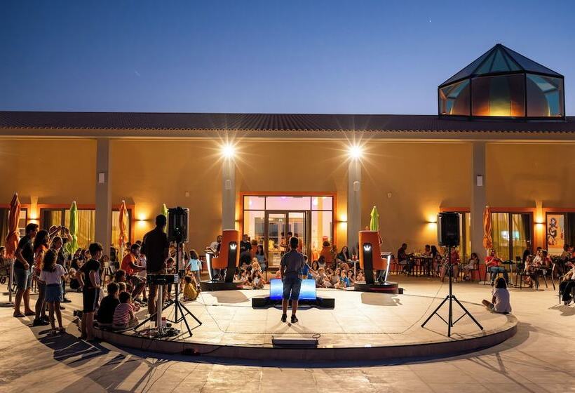 هتل Vila Gale Nep Kids