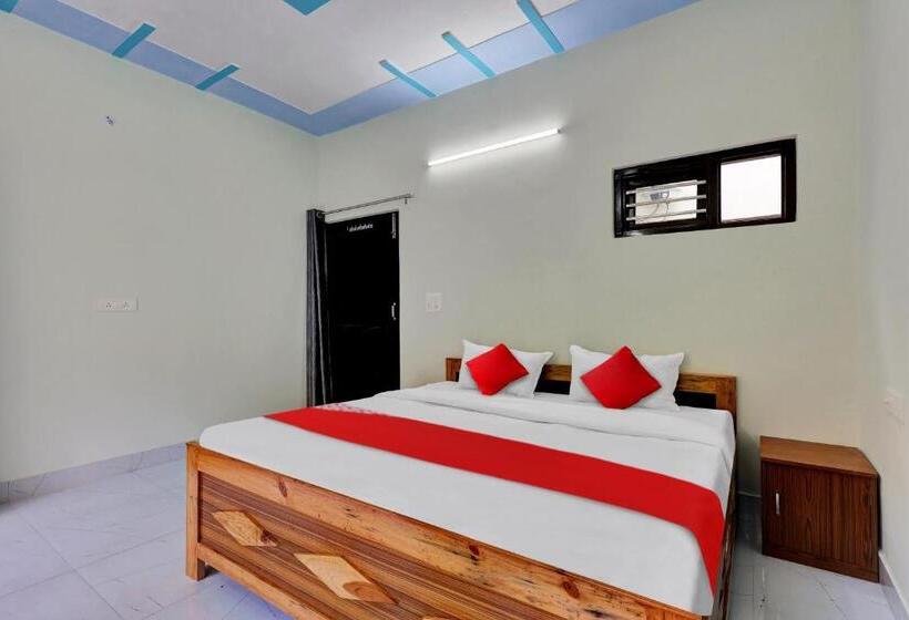 فندق Oyo Flagship 81044 Mid Mountain