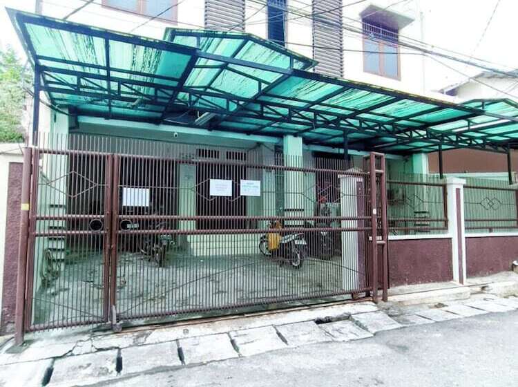 Pensão Kost Griya Asri By Ecommerceloka