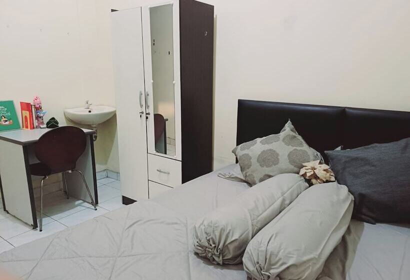 Pensão Kost Griya Asri By Ecommerceloka