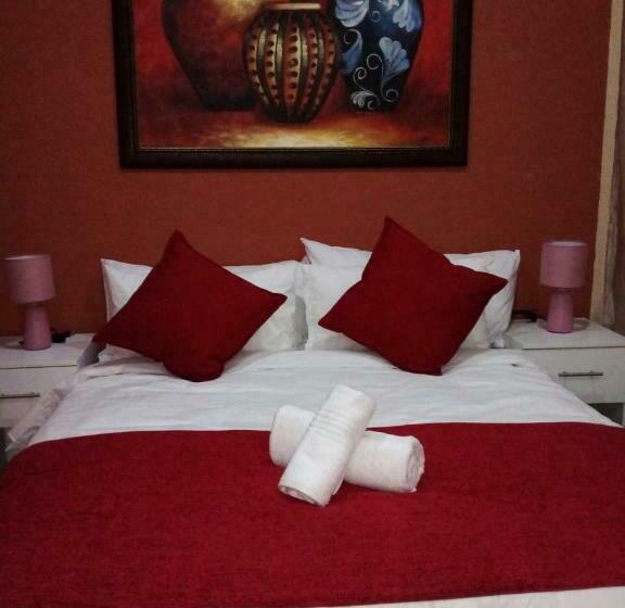 Пансион Kwa Ntokozo Guesthouse Tweefontein