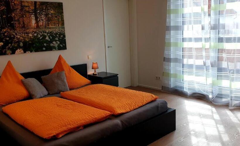 ペンション Weingut U. Gästehaus Becker