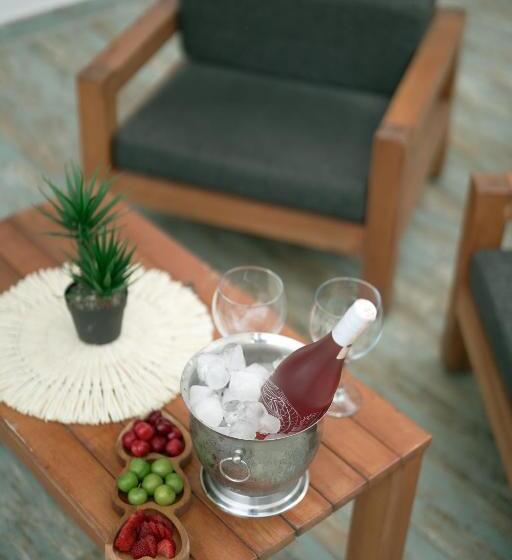 בית מלון כפרי Umbelo Suites Dalyan