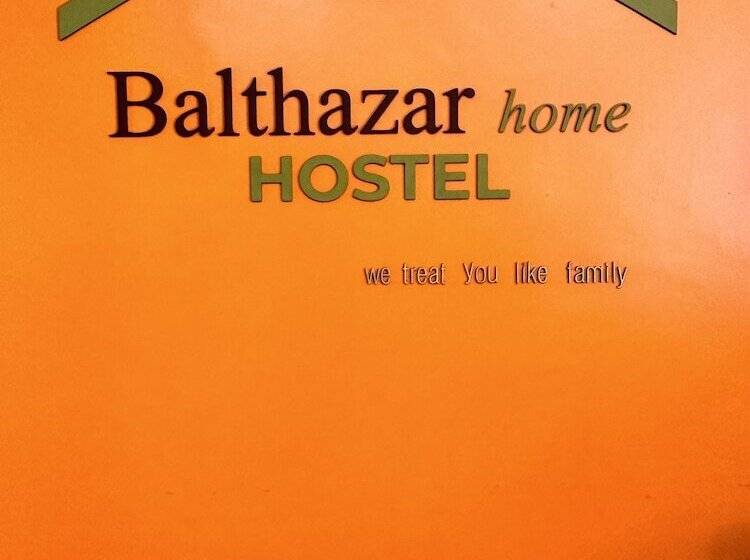 پانسیون Casa Balthazar Hostel