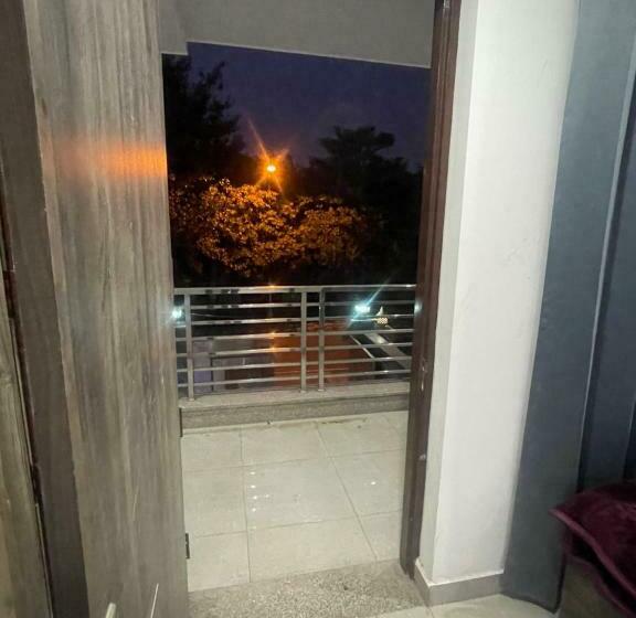 Hotelli Dev Residency