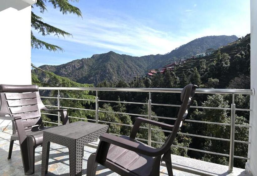 Hotel Dhanolti View By La Riqueza   Welcome New Year With Fresh Snowfall